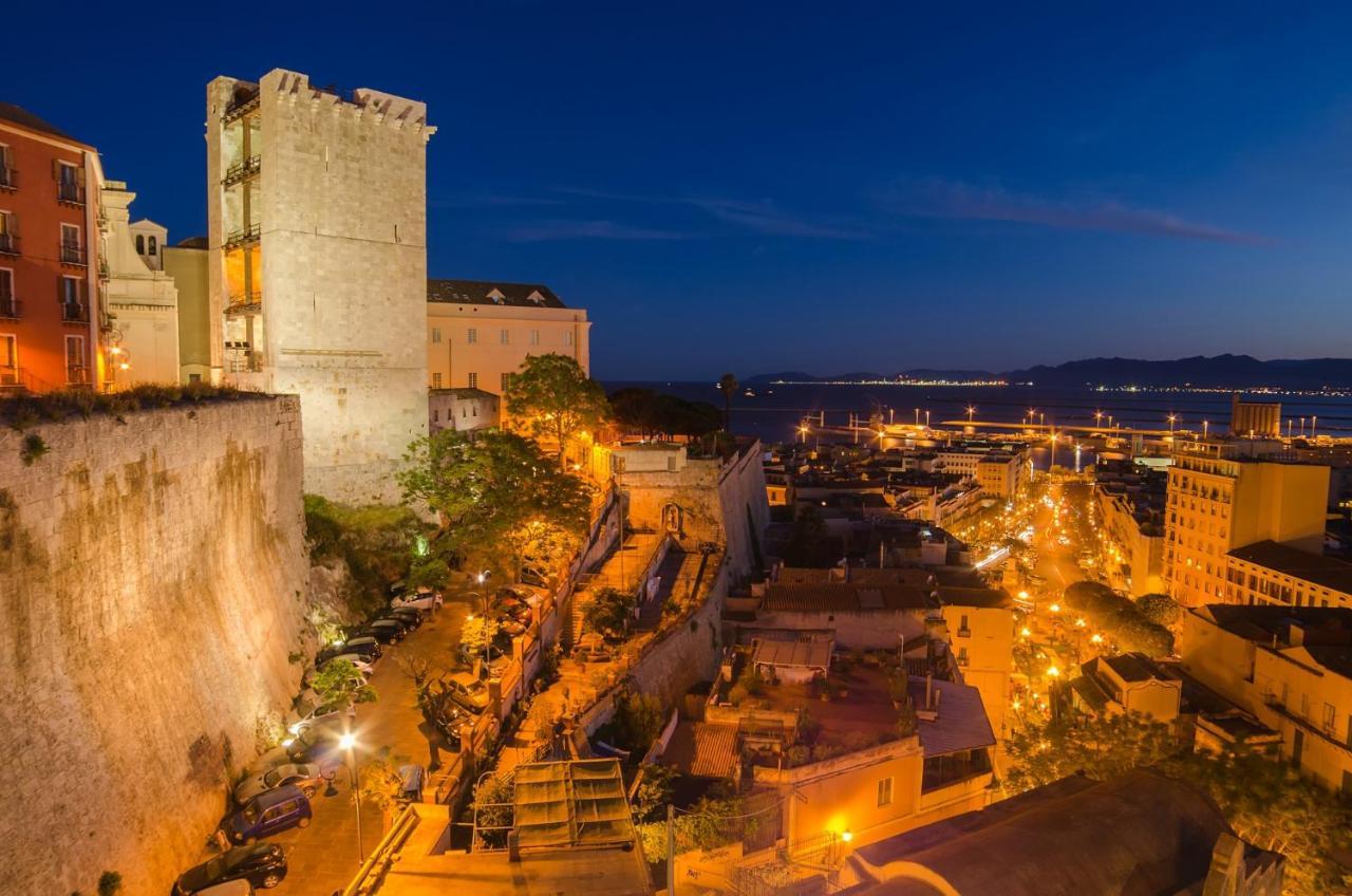 Suite Delle Rose Cagliari Dış mekan fotoğraf